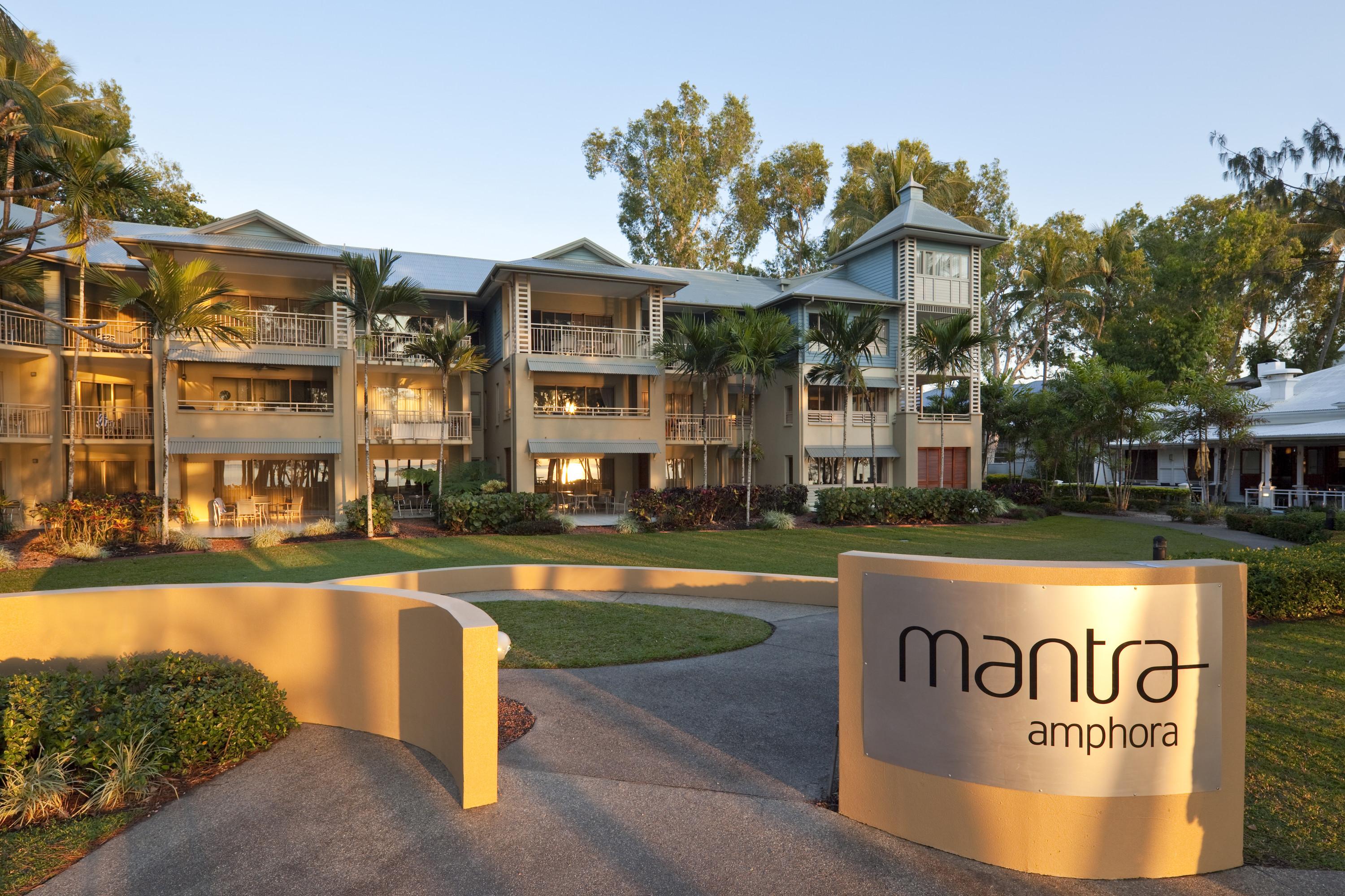 Mantra Amphora 4* Palm Cove