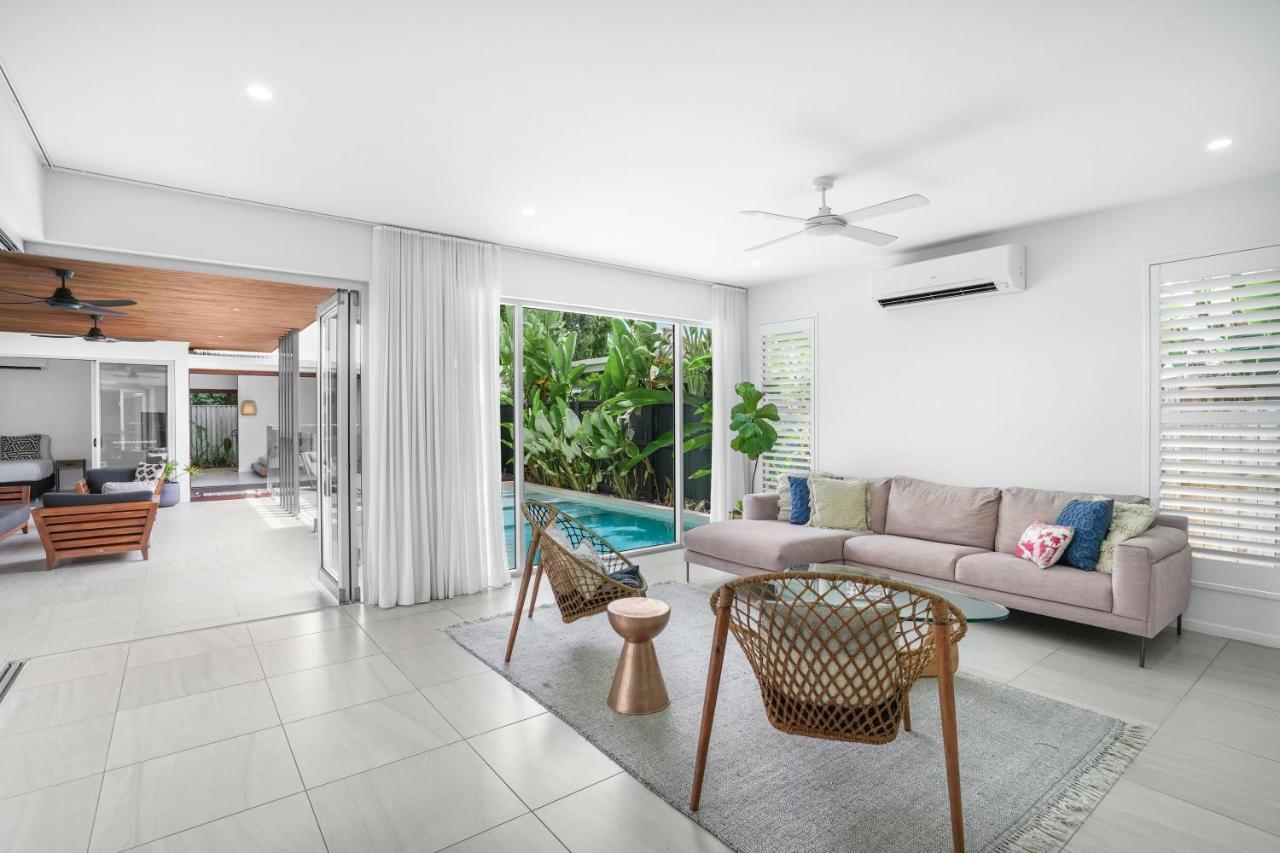 Belle Escapes 94 Cascade Luxury Holiday home Palm Cove