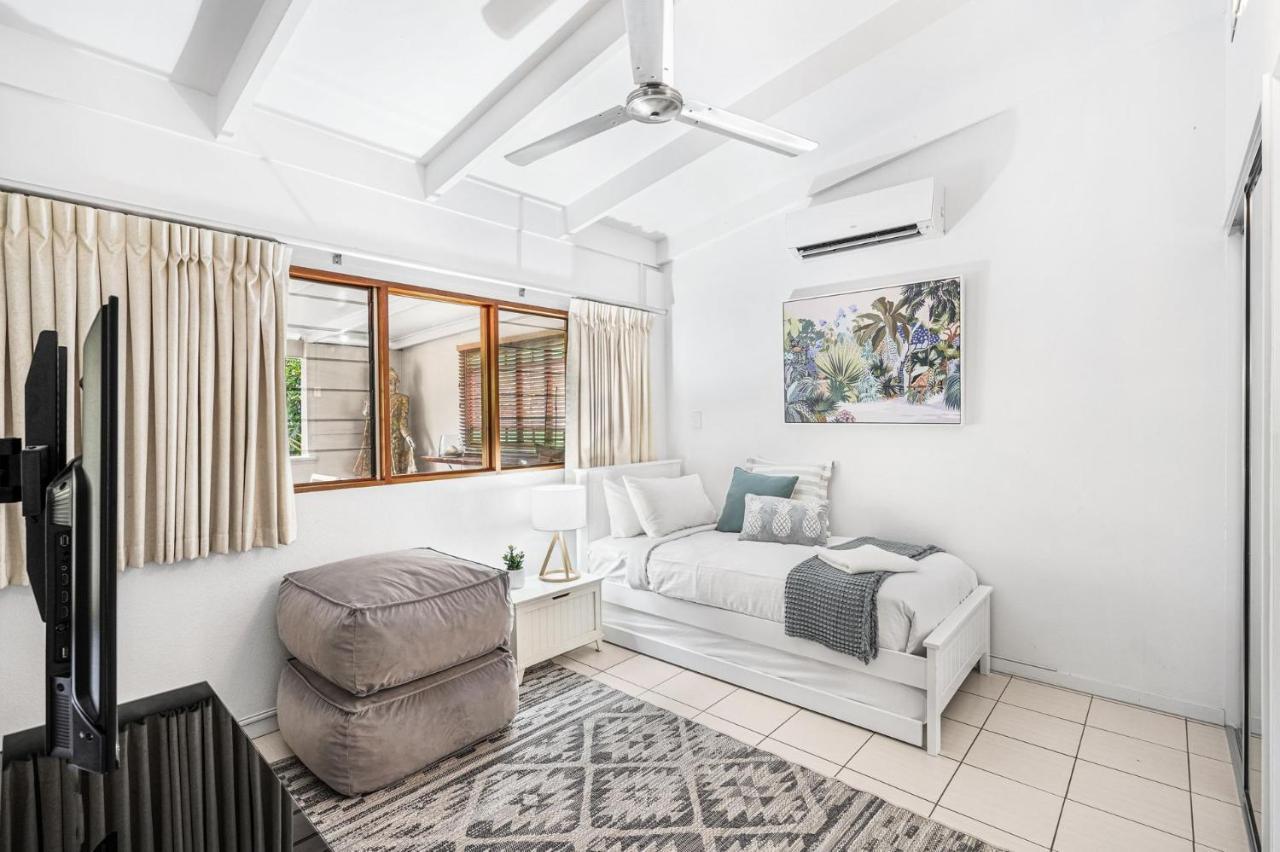 Belle Escapes Tropical Haven Palm Cove