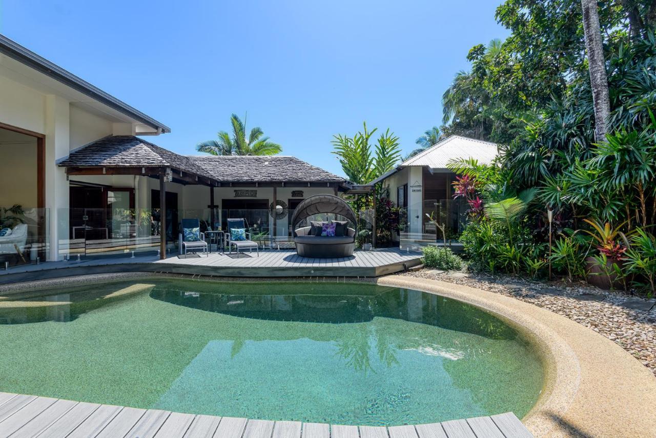 Talpa - An Idyllic Indoor-outdoor Oasis Villa