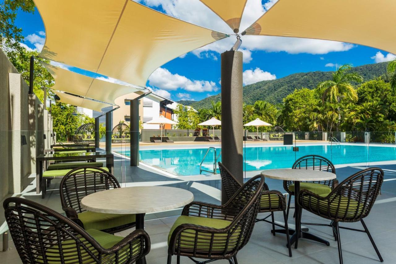 Belle Escapes Havenly Luxury Holiday home Palm Cove
