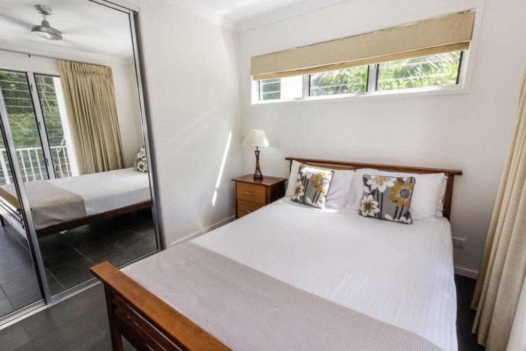 Turquesa At Island Views—beachfront Living Palm Cove