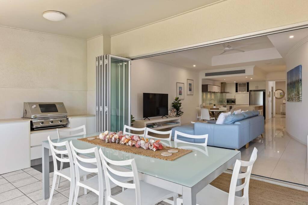 Blanco At Island Views—beautiful Beachfront Living Palm Cove