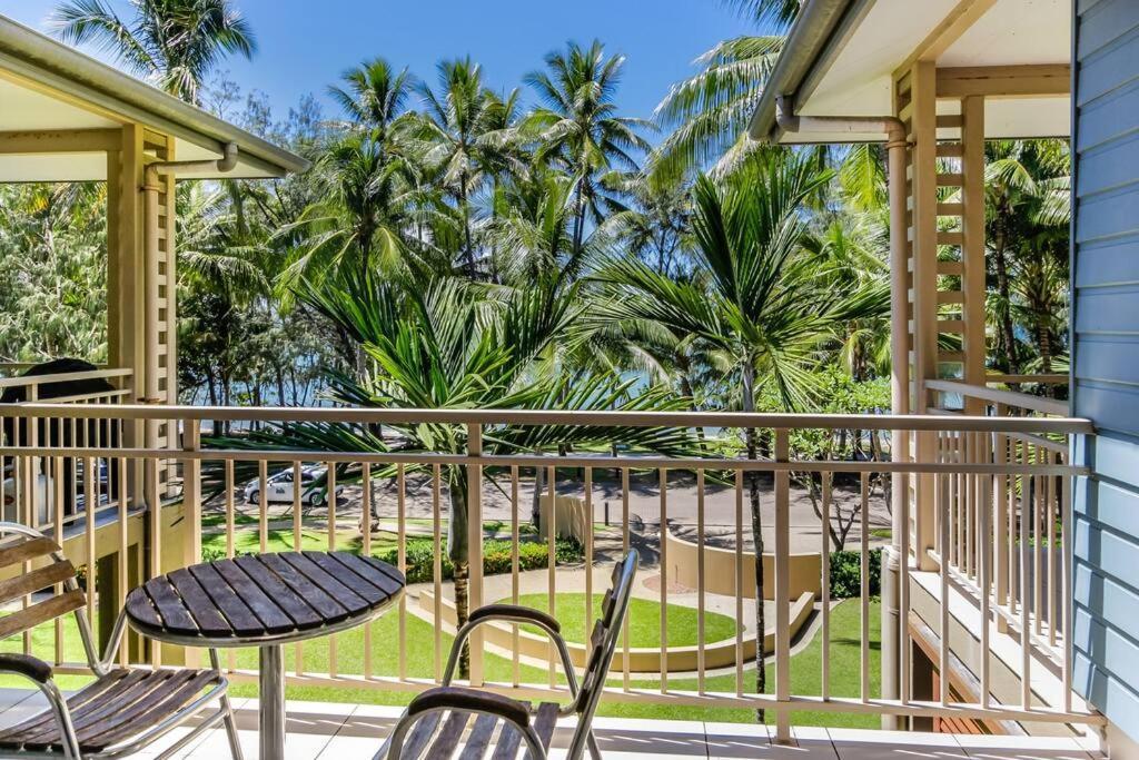 Primrose At Amphora Resort—breezy Beachfront Bliss Apartment *