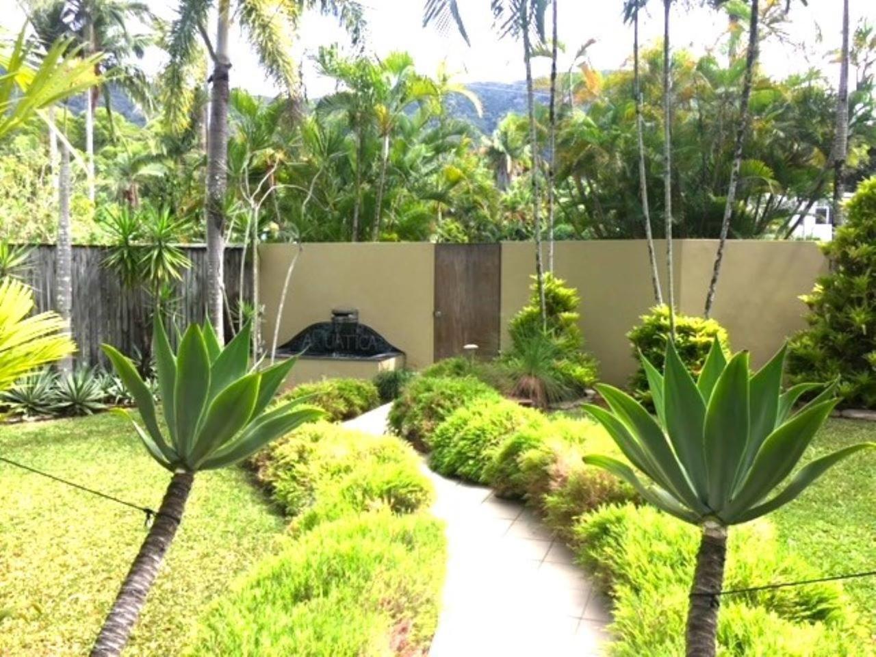 Aquatica - Luxe Holiday Home *