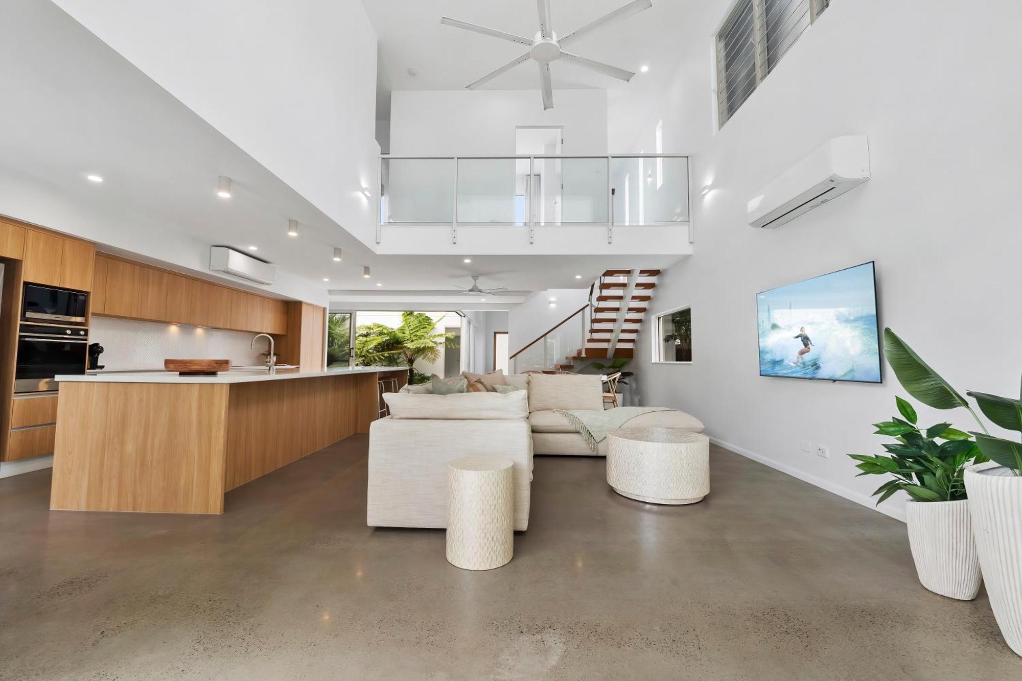 Beachmont Bliss * Palm Cove