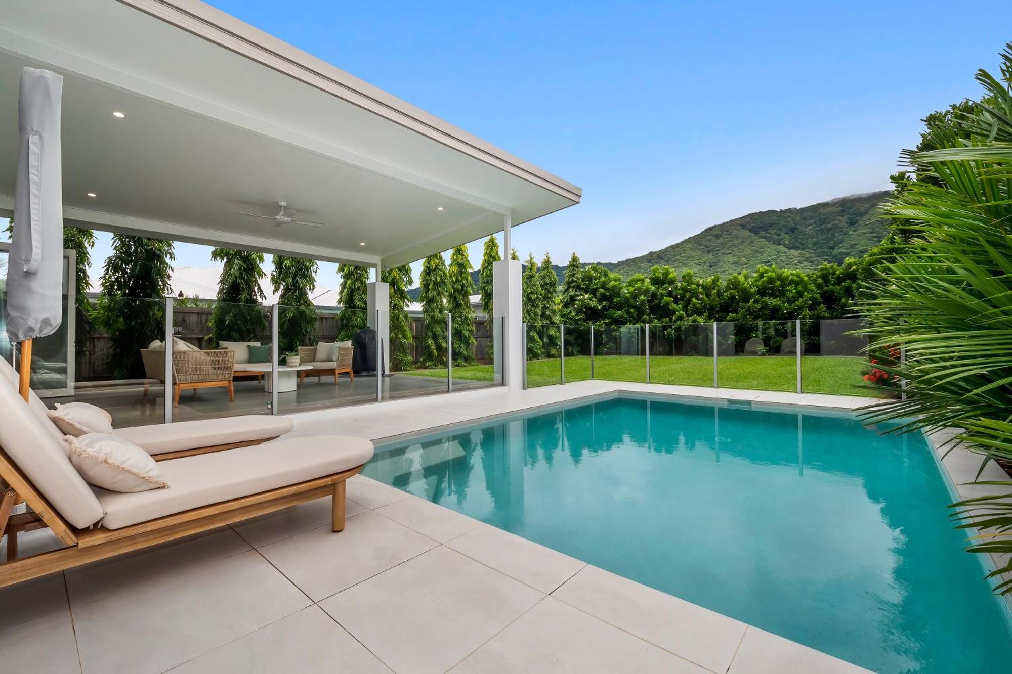 Holiday home Beachmont Bliss