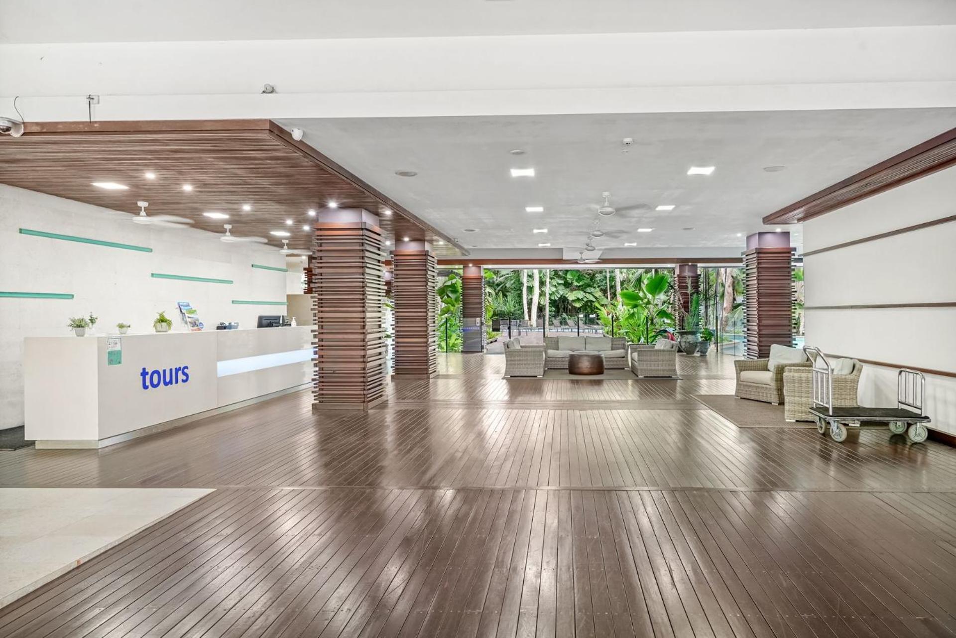 Apartment Belle Escapes Drift Beachfront 3402 Palm Cove