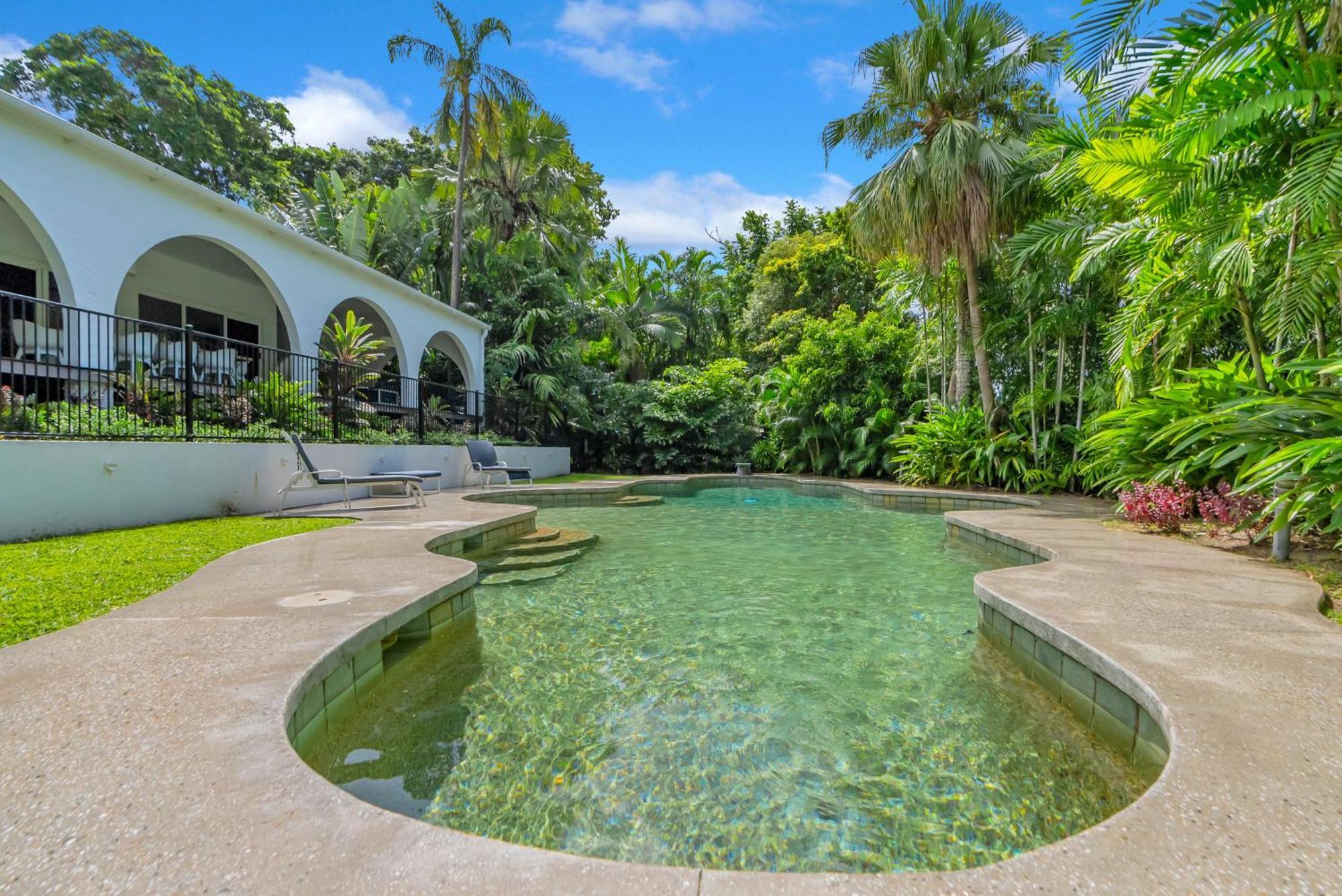 Ohana Palm Cove