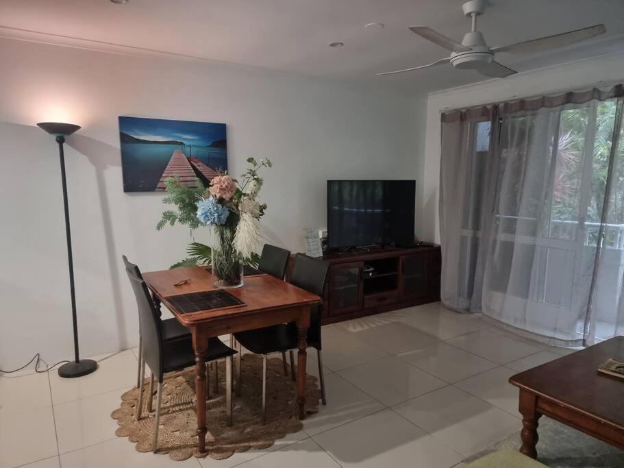 Apartment Your Coral Coast Palm Cove