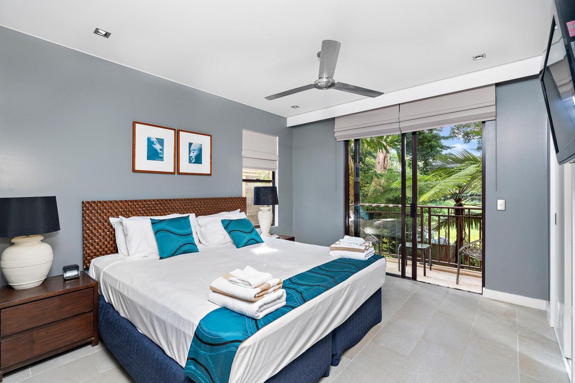 Private In The Temple Beachfront *
