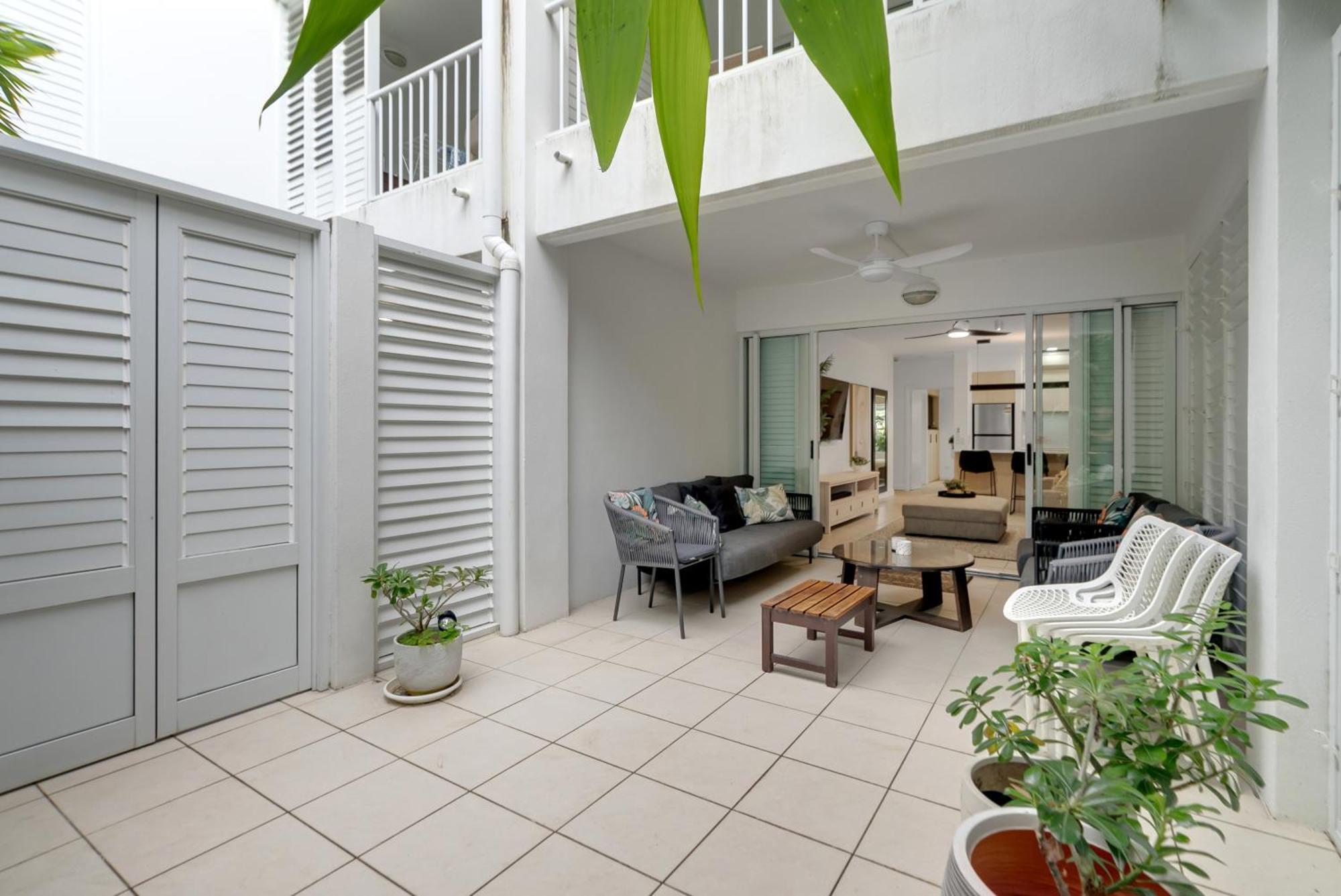 Elysium Private Apartments At Beach Club & Spa *