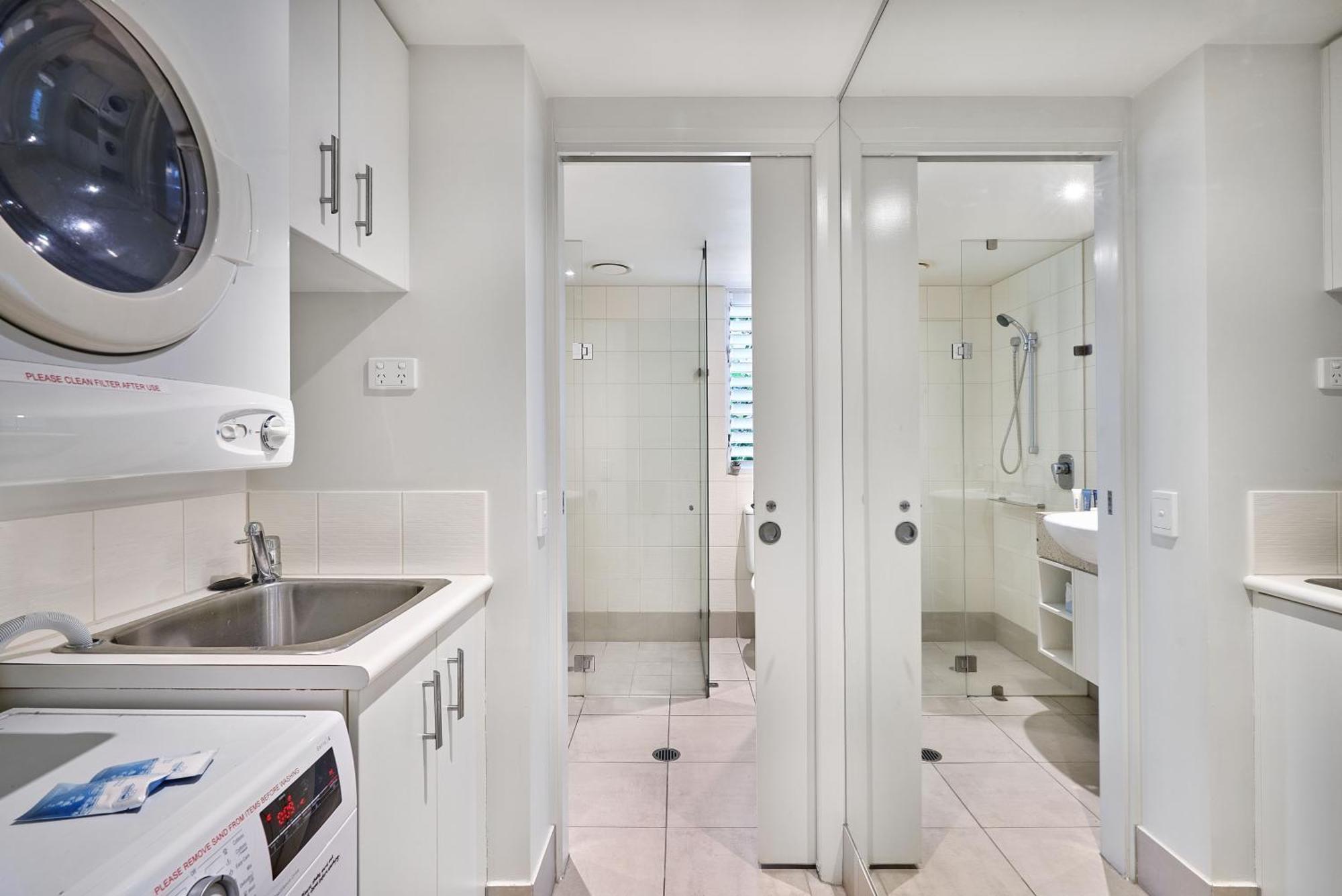 Club - Privately Managed Apartment Palm Cove