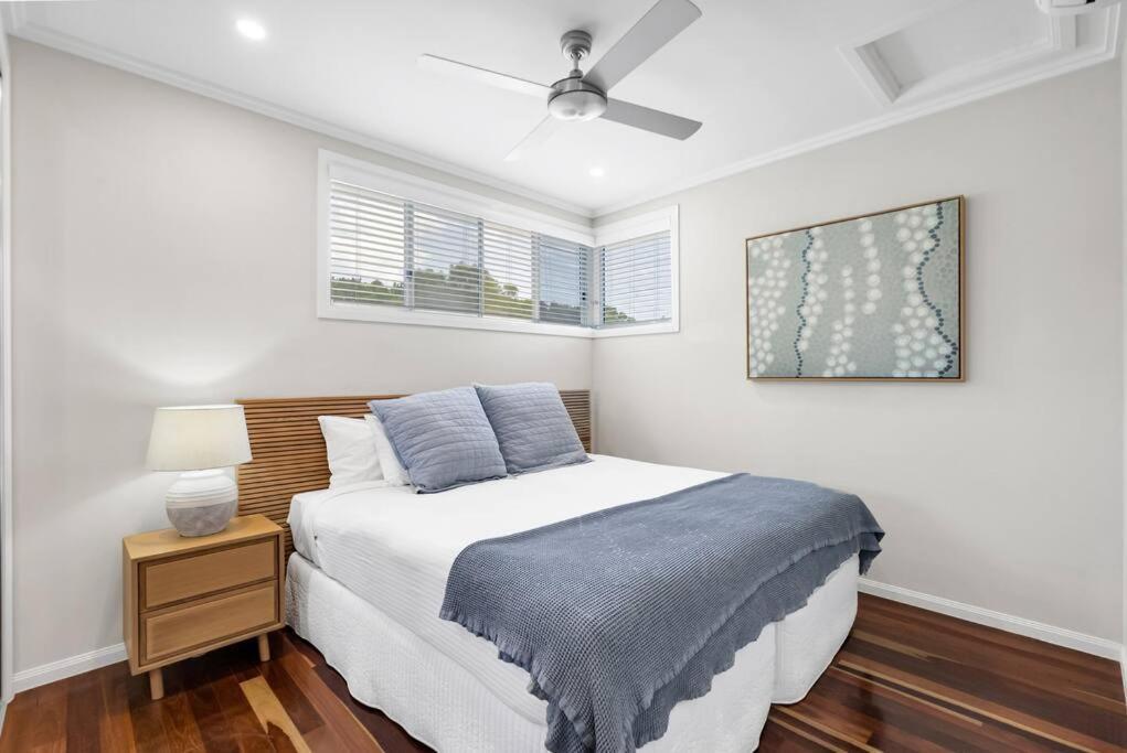 Cove House - Coastal Convenience By The Pool *