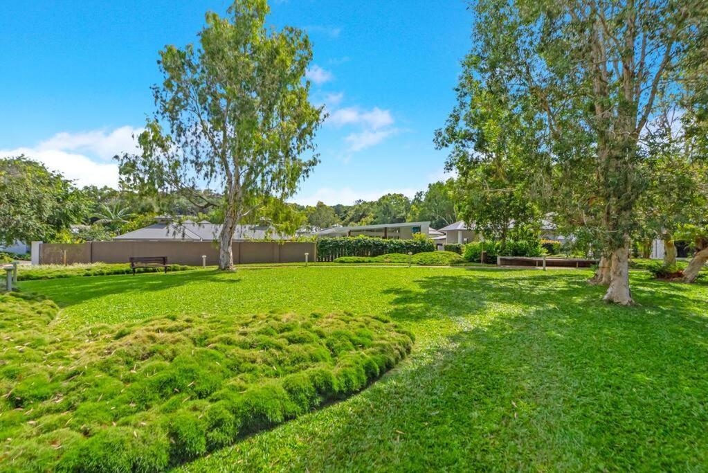 Villa Cove House - Coastal Convenience By The Pool