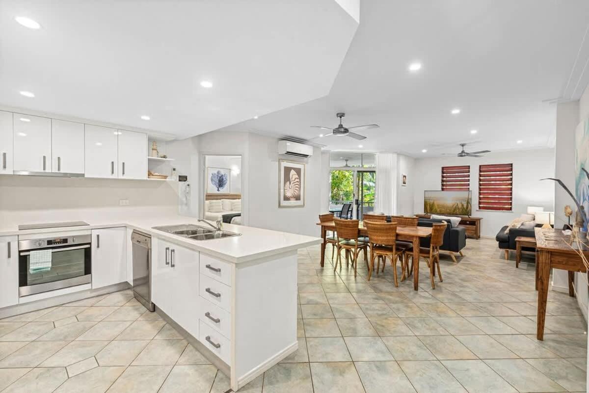 Apartment The Grande By Reef Palm Cove