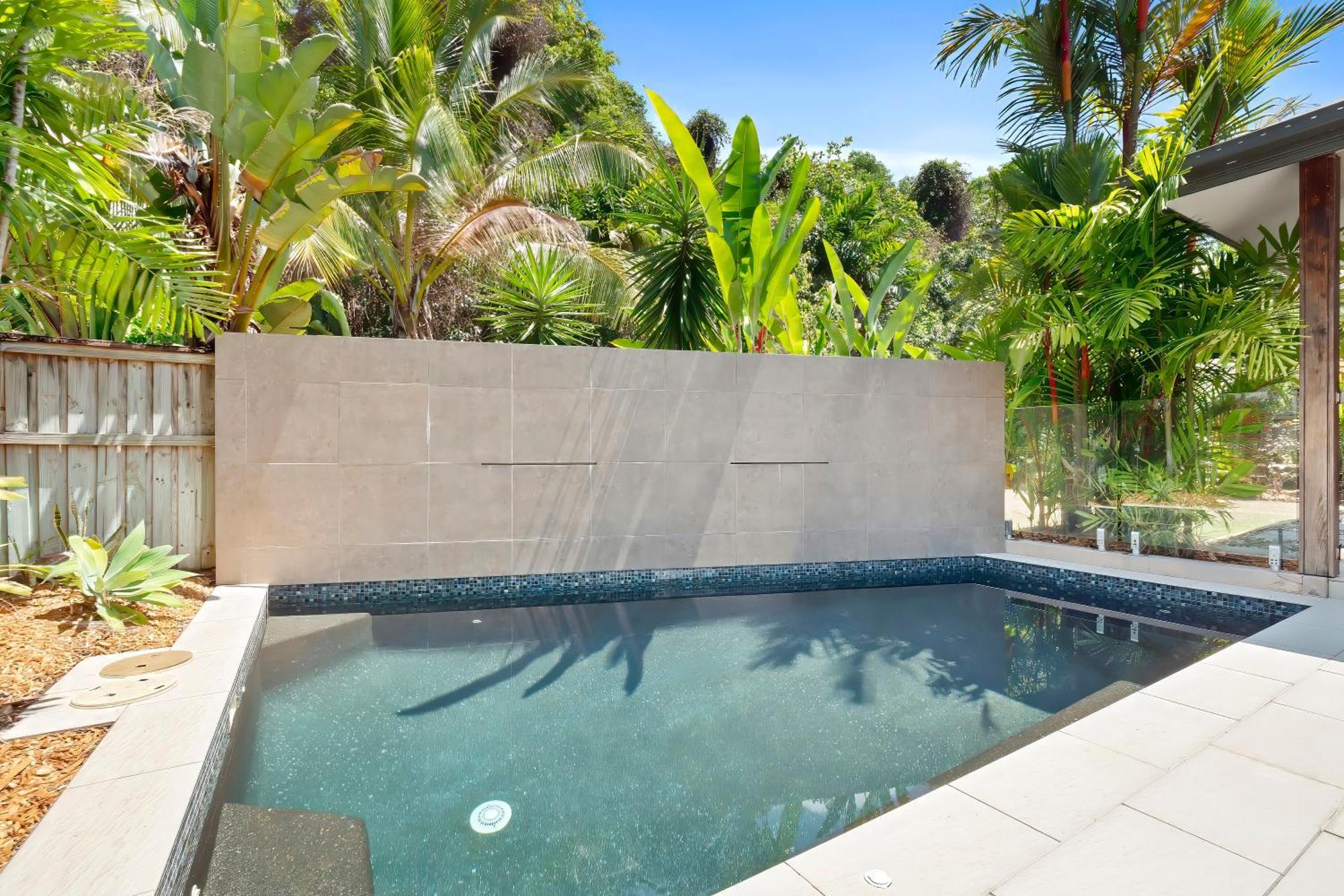 Aurelia 3 Bedroom Holiday Holiday home Palm Cove