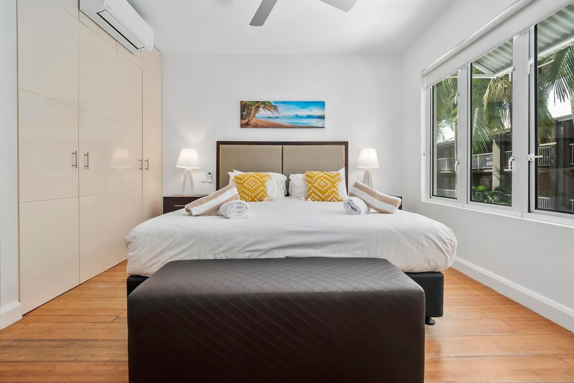 Club - Privately Managed Apartment Palm Cove