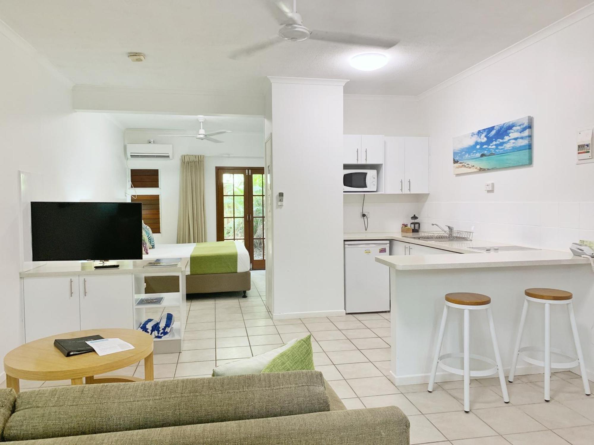Resort The Reef Retreat Palm Cove