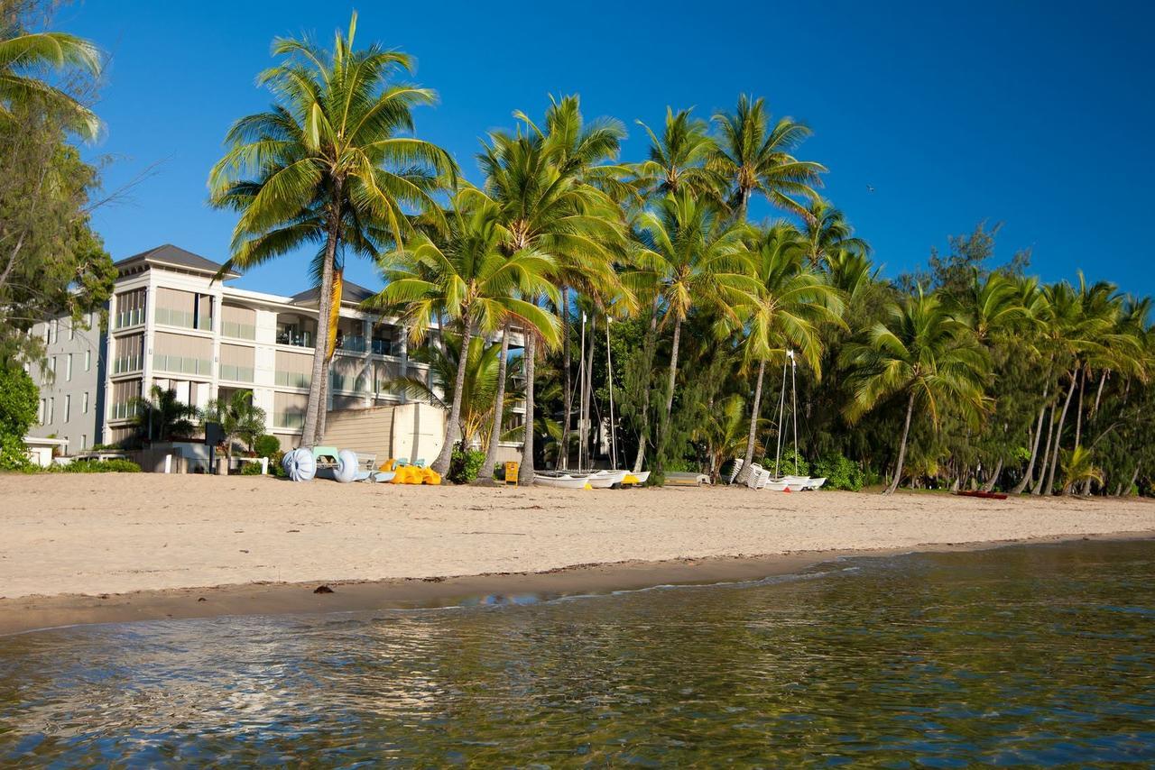 Island Views Beachfront Resort 4*