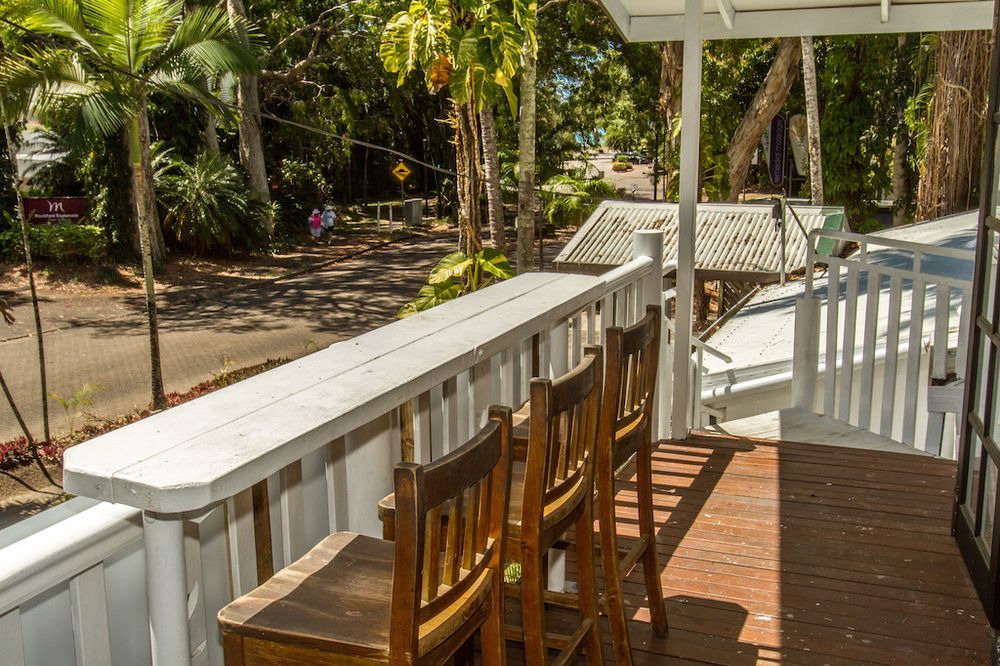 Cairns Beaches Flashpackers Hostel