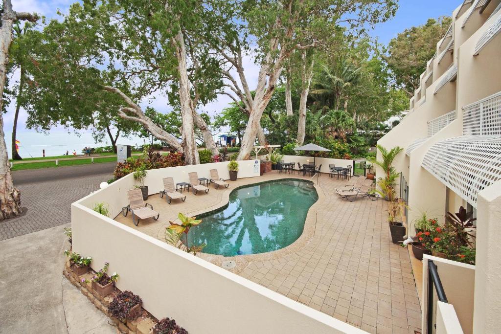 Marlin Waters Beachfront Aparthotel Palm Cove