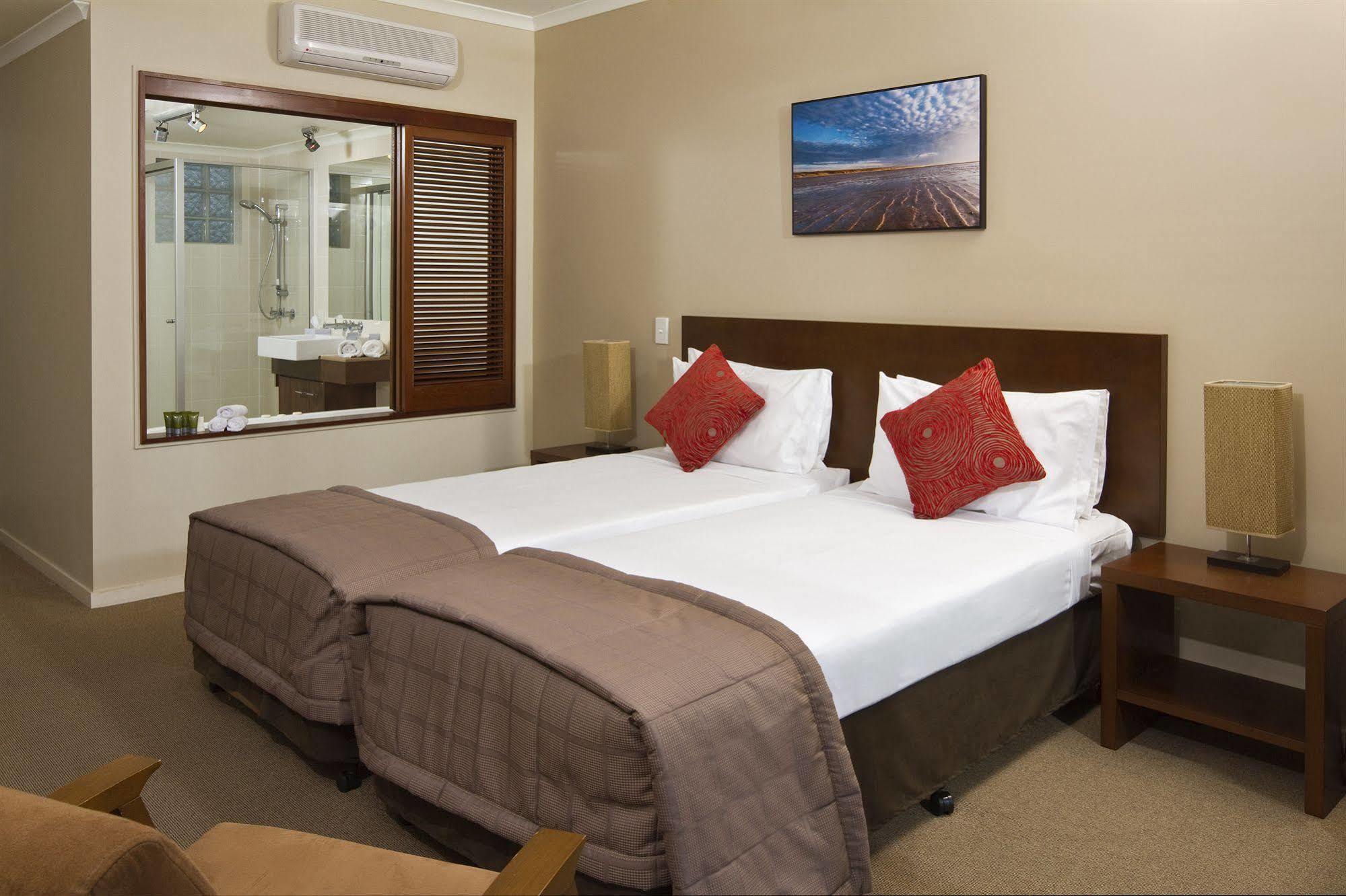 Mantra Amphora 4* Palm Cove