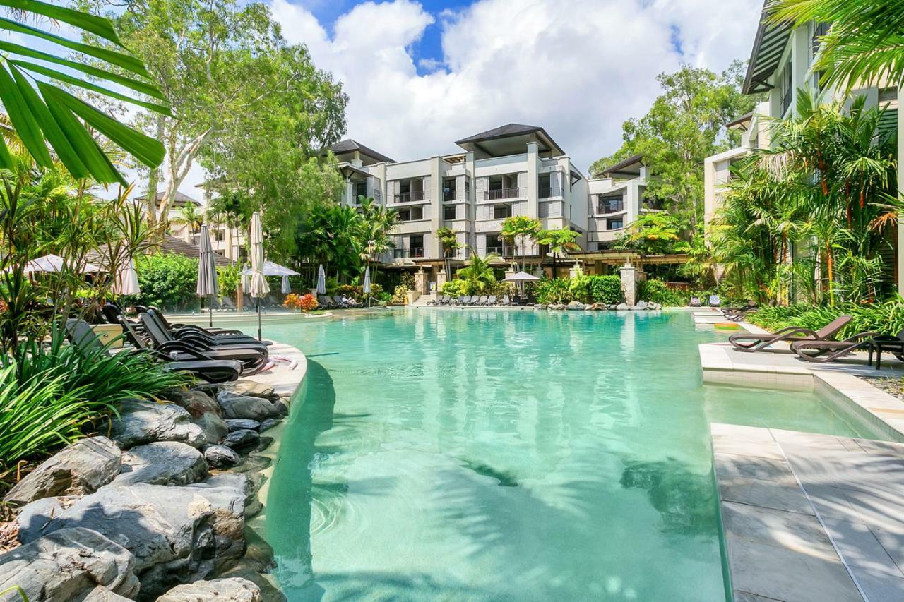 Private In The Temple Beachfront * Palm Cove