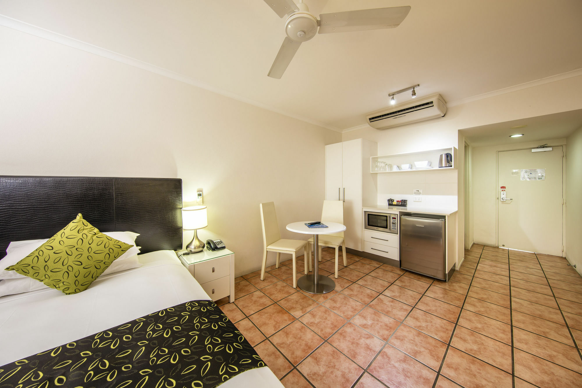 Aparthotel Paradise On The Palm Cove