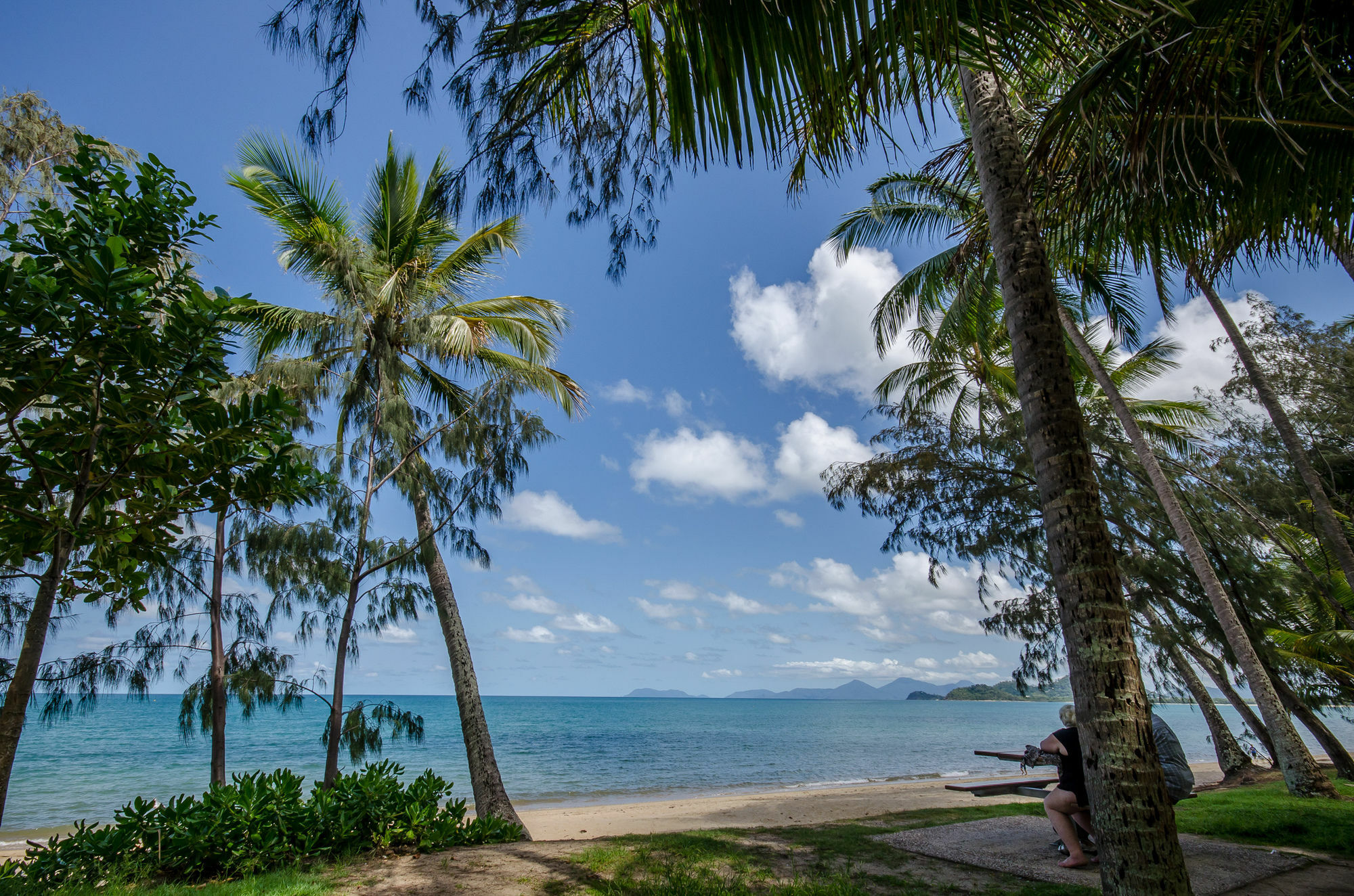 Aparthotel Marlin Waters Beachfront 4*