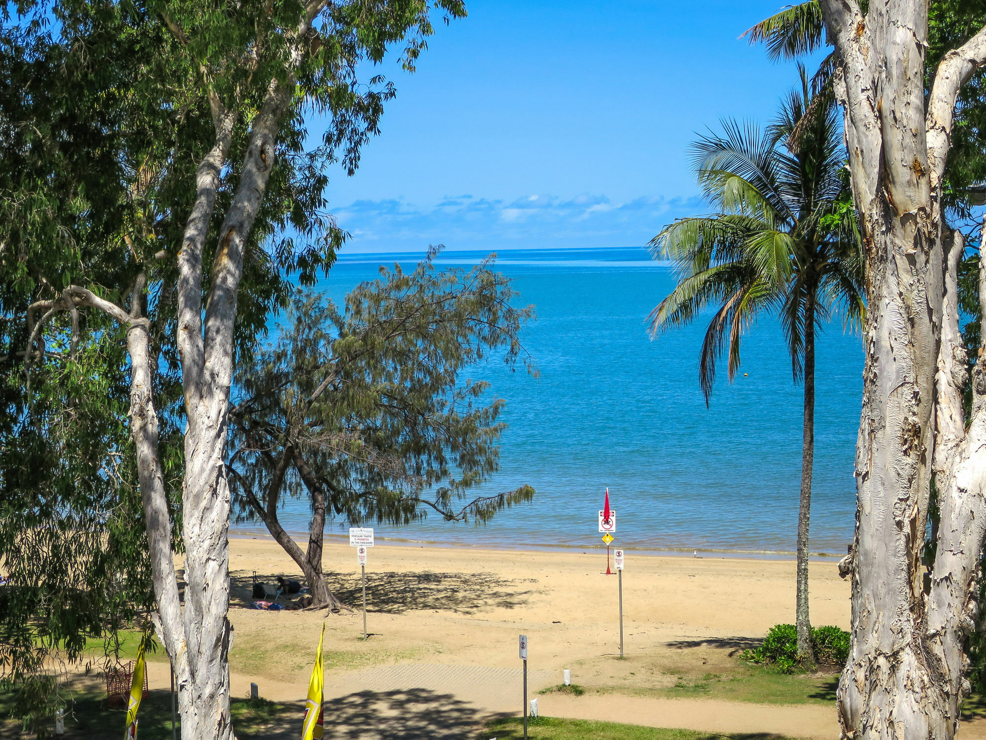 Aparthotel Marlin Waters Beachfront
