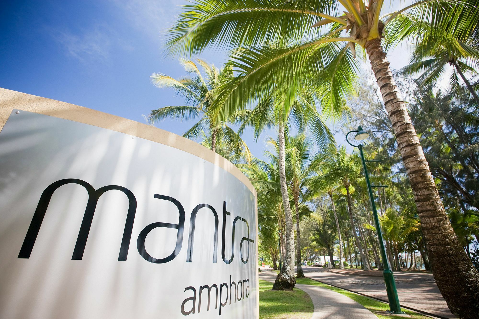 Mantra Amphora 4*