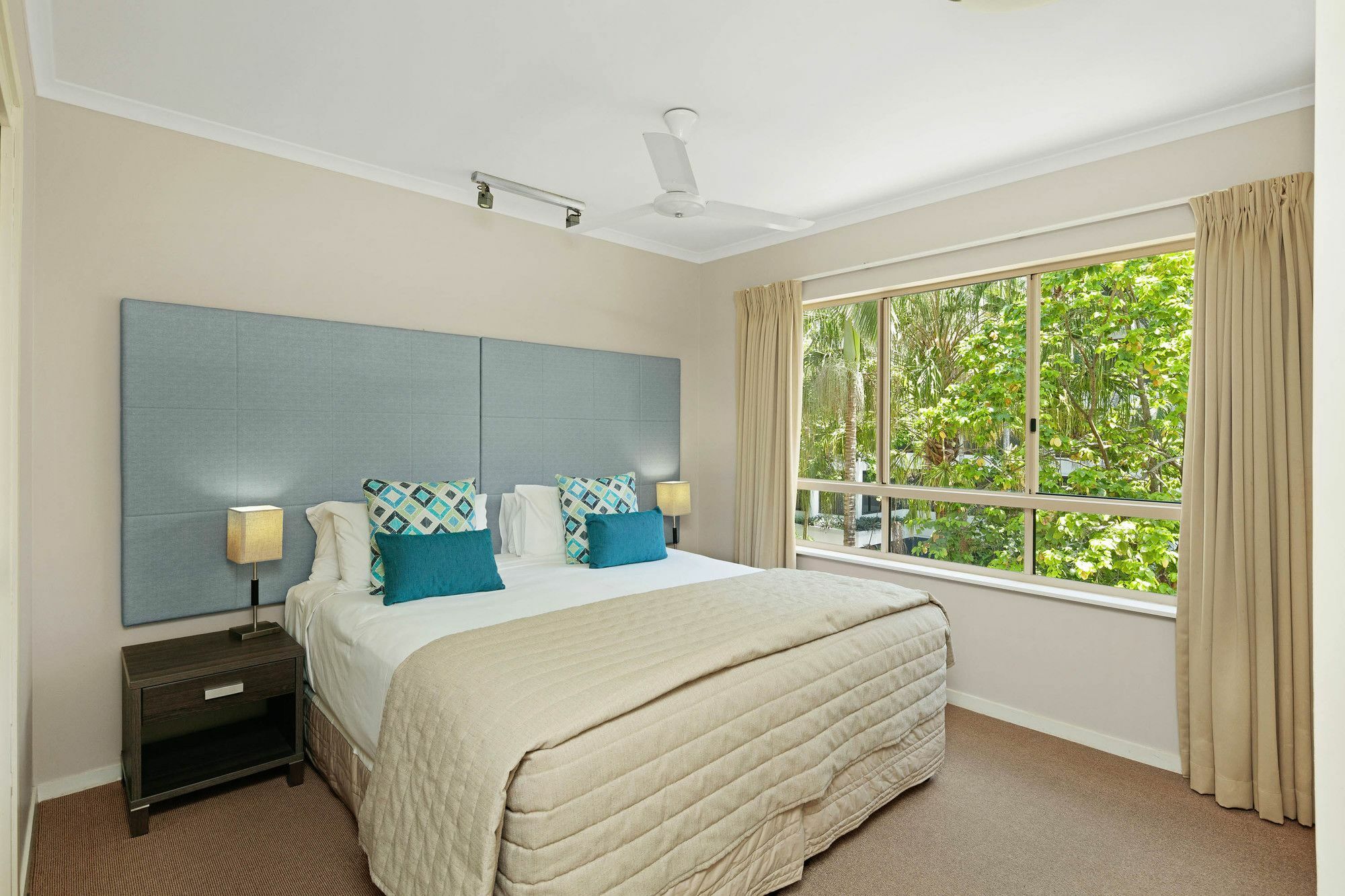 Mantra Amphora Resort 4*