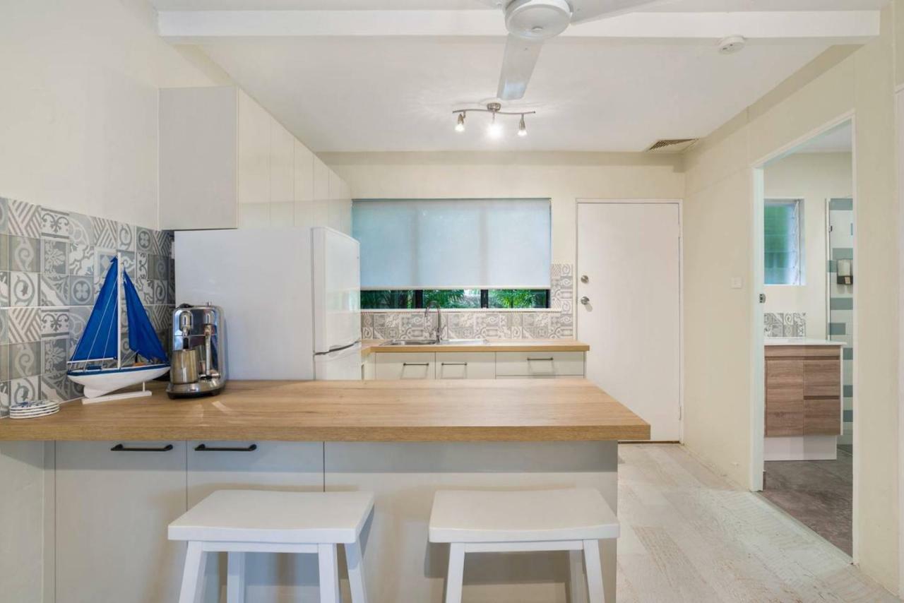 A Cozy Unit 3 With A Private Garden Apartment *