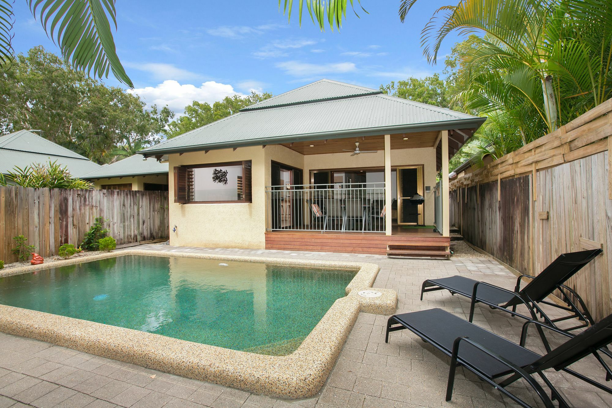 Tropical Beachside Escape At Zilara Holiday home *