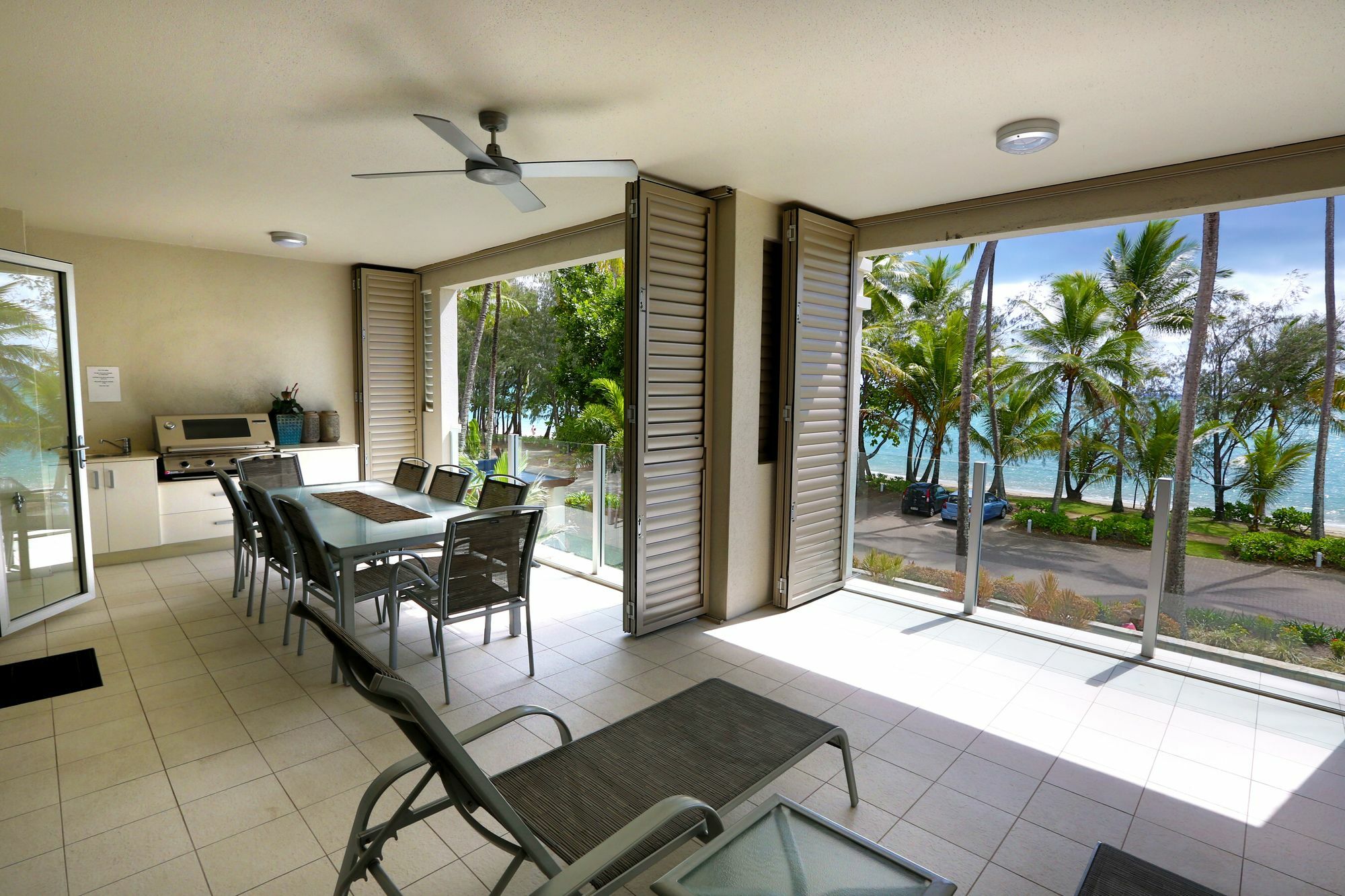 Resort Island Views Beachfront