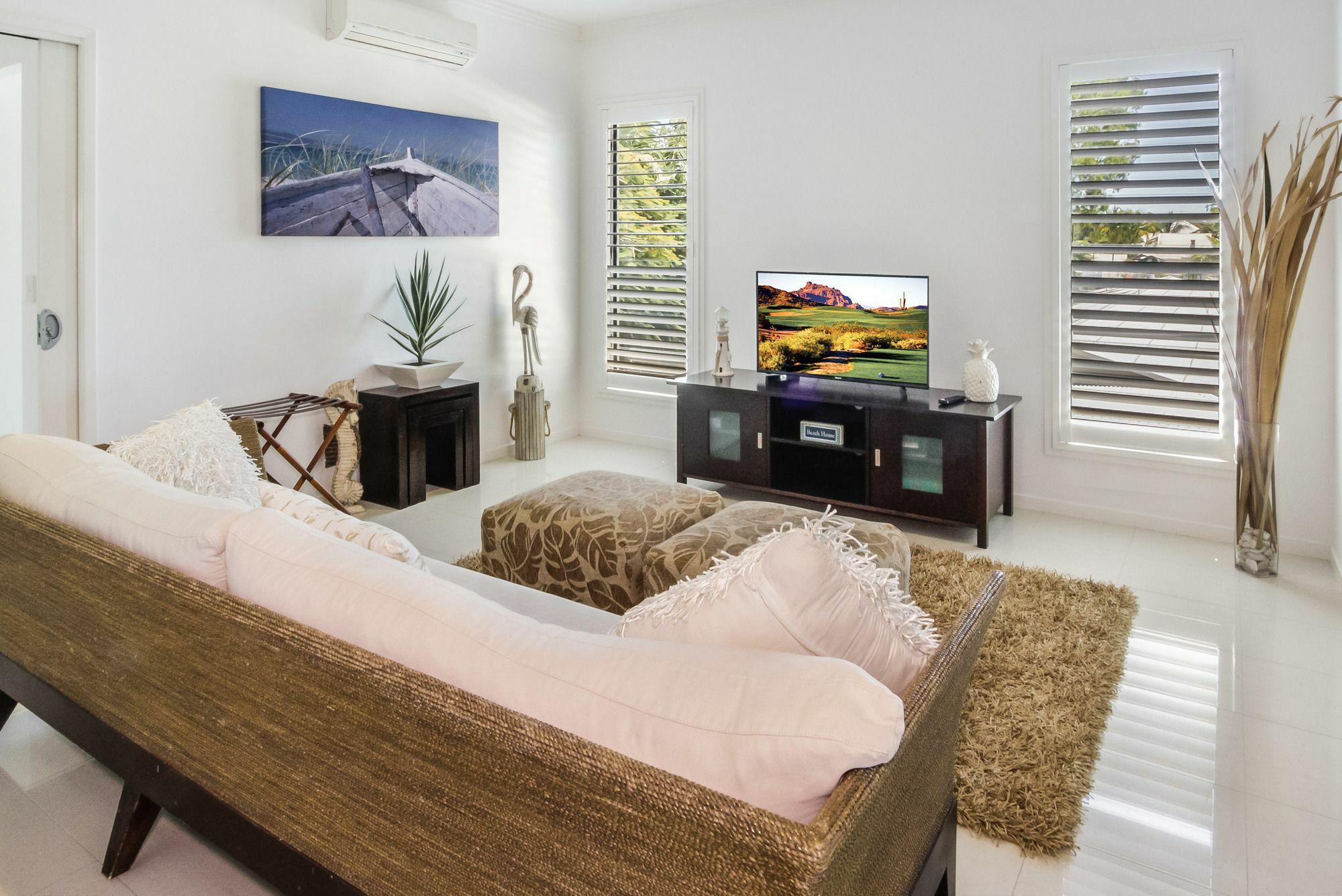 Resort Island Views Beachfront 4*